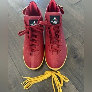 Travel Fox - NEW Men’s Malibu Sneaker - sz 44 (riddin Driven)